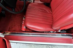 Imagen 24/76 de Mercedes-Benz 450 SLC (1978)