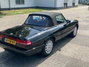 Image 4/6 de Alfa Romeo 1.6 Spider (1992)