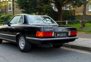 Imagen 14/28 de Mercedes-Benz 380 SL (1985)