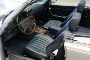 Image 5/50 de Mercedes-Benz 560 SL (1988)