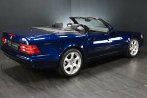 Image 10/49 of Mercedes-Benz SL 500 (2000)