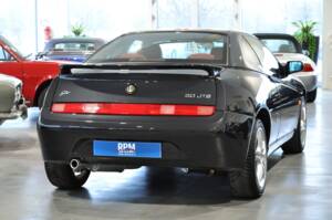 Immagine 5/39 di Alfa Romeo GTV 2.0 JTS (2005)