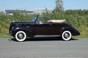 Image 15/52 de Ford V8 (1938)