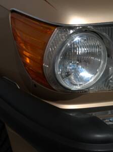 Image 8/47 de Mercedes-Benz 560 SL (1987)