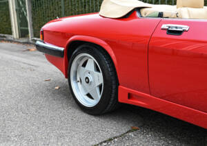 Image 19/45 of Jaguar XJ-S Convertible (1990)