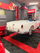 Image 28/72 of Alfa Romeo Giulietta Spider (1957)