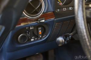 Image 37/48 of Mercedes-Benz 500 SL (1983)