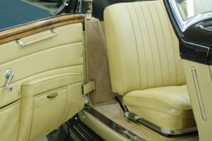 Bild 46/50 von Mercedes-Benz 320n Cabriolet A (1938)