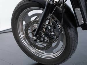 Bild 37/50 von Yamaha V-Max 1200 (1991)