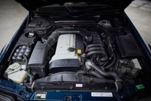 Image 91/100 de Mercedes-Benz SL 280 (1995)