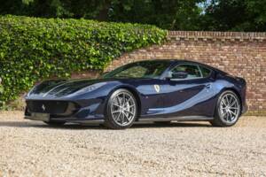 Image 11/50 of Ferrari 812 Superfast (2020)