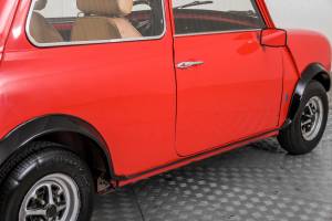 Image 48/50 de Innocenti Mini Cooper 1300 (1975)