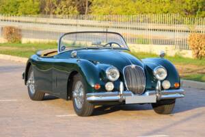 Image 4/15 of Jaguar XK 150 3.4 S OTS (1959)