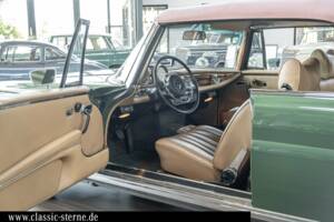 Bild 10/15 von Mercedes-Benz 280 SE 3,5 (1971)