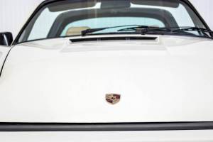 Image 35/50 of Porsche 911 SC 3.0 (1982)