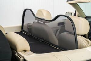 Bild 32/50 von Volkswagen New Beetle 1.6 (2003)