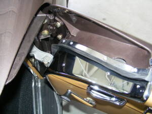 Image 28/36 de Mercedes-Benz 280 SL (1970)