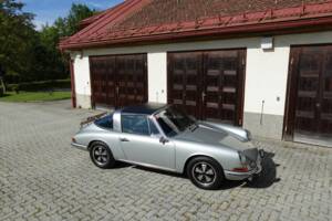 Bild 40/42 von Porsche 911 2.0 T (1968)