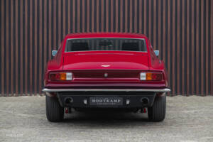 Image 9/20 of Aston Martin V8 (1976)