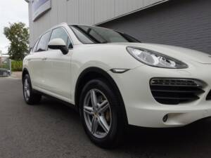 Bild 21/99 von Porsche Cayenne S (2010)