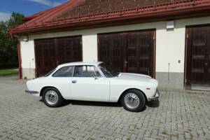 Bild 5/67 von Alfa Romeo Giulia 1300 GT Junior (1968)
