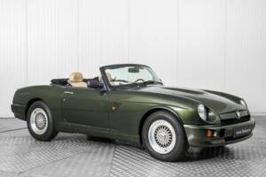 Immagine 5/50 di MG RV8 (1994)