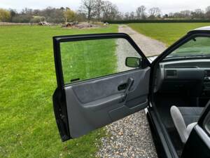 Image 26/38 de Ford Escort turbo RS (1990)