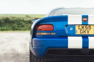 Imagen 50/50 de Dodge Viper SRT10 (2006)