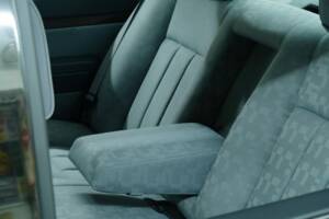 Bild 40/50 von Mercedes-Benz 300 SE (1992)
