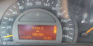 Imagen 13/23 de Mercedes-Benz G 400 CDI (LWB) (2002)