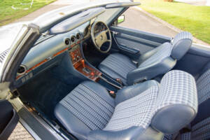 Image 13/28 de Mercedes-Benz 300 SL (1987)