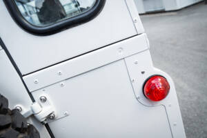 Immagine 18/97 di Land Rover Defender 90 (1995)