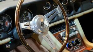 Image 4/36 of Jensen Interceptor MK III (1973)