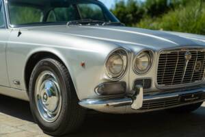 Image 35/50 de Jaguar XJ 6 4.2 (1970)