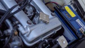 Image 30/58 of Alfa Romeo 2000 Spider Veloce (1977)