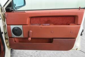 Image 33/50 de Volvo 740 (1984)