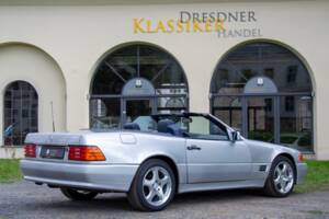Image 7/34 of Mercedes-Benz 300 SL (1991)