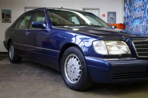 Immagine 3/36 di Mercedes-Benz S 500 L (1994)