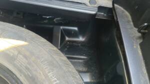 Image 21/42 of BMW 520i (1998)