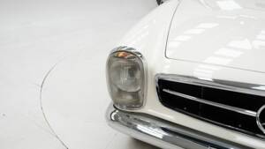 Image 10/15 of Mercedes-Benz 280 SL (1969)