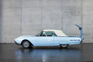 Immagine 8/50 di Ford Thunderbird (1962)
