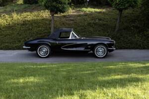 Bild 4/7 von Chevrolet Corvette (1961)