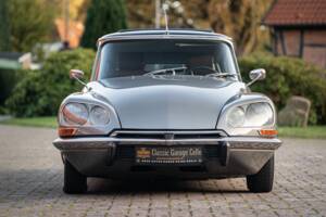 Image 6/44 of Citroën DS 21 (1968)