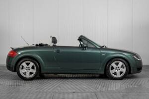 Immagine 37/50 di Audi TT 1.8 T (2001)