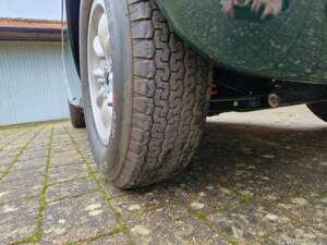 Image 25/50 of MG MGB GT (1965)