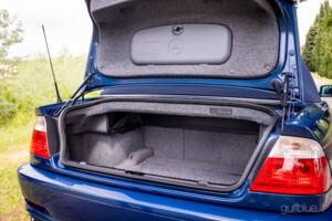 Image 46/56 of BMW 323Ci (2000)
