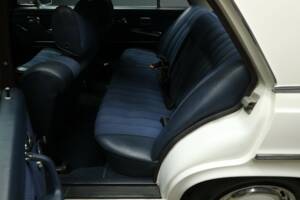 Bild 43/50 von Mercedes-Benz 280 SE (1970)