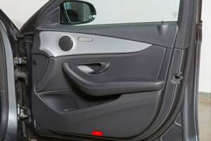 Image 13/20 of Mercedes-Benz E 300 de T (2020)