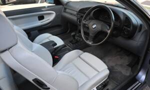 Imagen 4/47 de BMW 328i (1995)