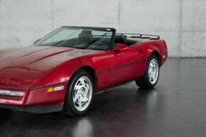 Imagen 2/50 de Chevrolet Corvette Convertible (1990)